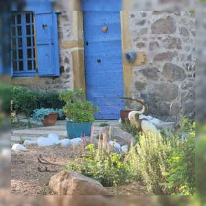 Profession Jardinier – Constructeur de Piscine – Paysagiste à Mably