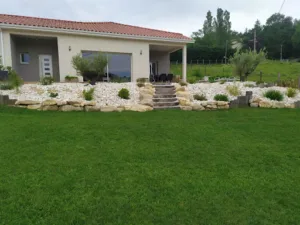 Les jardins de Buis Emmanuel SACCHI à Cour-et-Buis