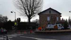 Fardoit Desavis à Saclay