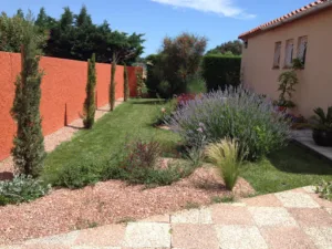 Vert Tige Jardin à Pollestres