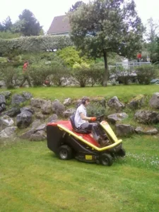 Entretien Jardins Espaces verts agréé CESU. Services à la Personne à Hesdin-l'Abbé