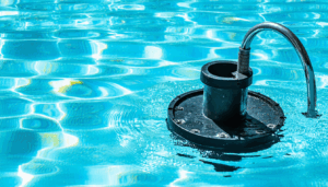 Posséder une piscine Intex à domicile constitue une merveilleuse opportunité pour profiter des plaisirs aquatiques sans sortir. Toutefois, maintenir une eau saine et limpide est un défi qui repose en grande partie sur la qualité de la pompe de filtration […]