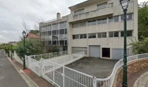 En quoi sommes-nous différents ? à Clamart