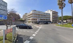Curti Jacques Andre à Antibes