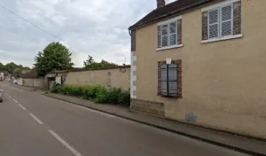 Bernard Benoit à Laroche-Saint-Cydroine